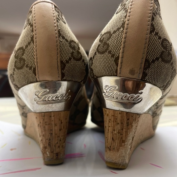 GUCCI Monogram Canvas/Leather Cork Heel Wedges - Picture 6 of 8